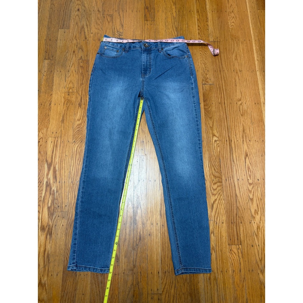 Natural Reflections Womens Straight Leg Blue Jeans Size 12 Medium Wash NWT